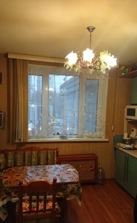Продам двухкомнатную вторичку 58.0 м этаж 1/17 город Москва метро Марьино ЮЗАО улица Маршала Голованова 11 район Марьино