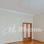 Продам четырехкомнатную вторичку 135.0 м этаж 2/4 город Москва Цветной бульвар ЦАО Тверской переулок Большой Каретный 20/1